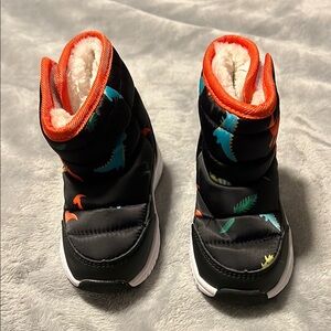Kids Dinosaur Print Winter Boots - Black and Orange